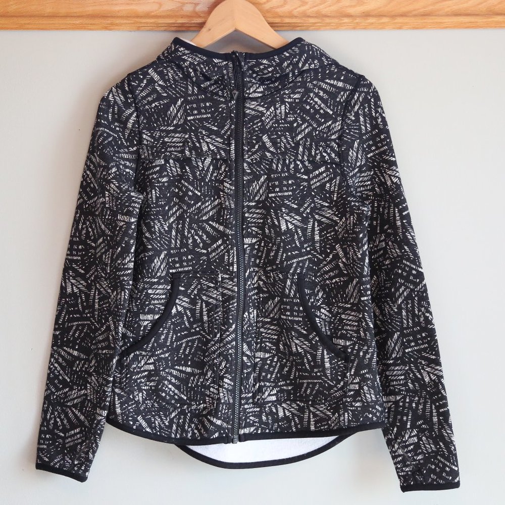IVIVVA Warm Moments BLack White Jacket Hooded 14 - Picture 1 of 3